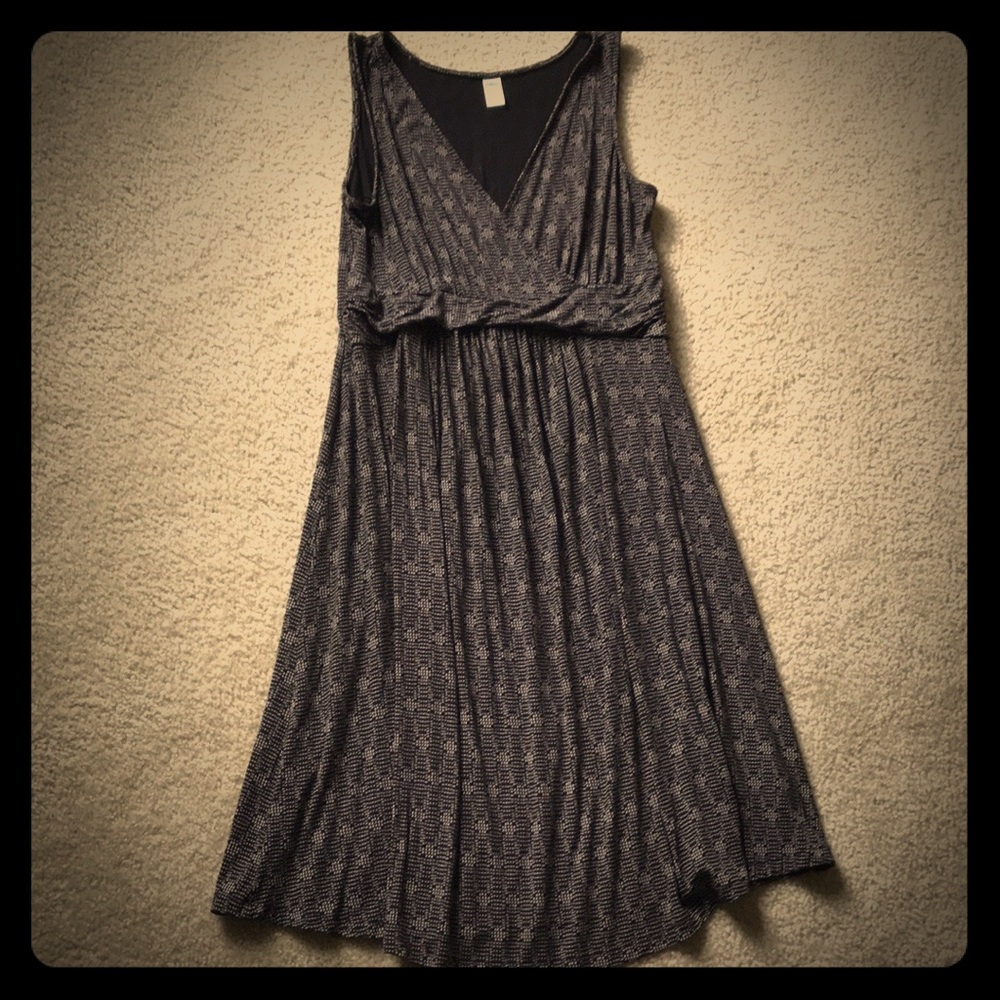 Old Navy Maternity Dress